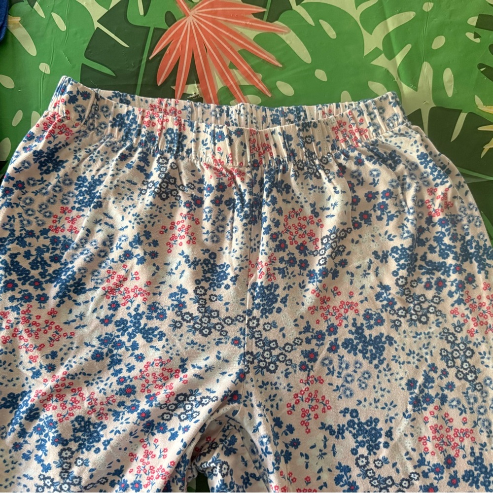 Liz Claiborne 2 Sets of Tops Capris Floral Coral Blue Pajamas size Small S - Picture 11 of 16